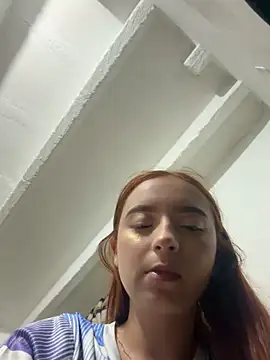 Carithooo webcam