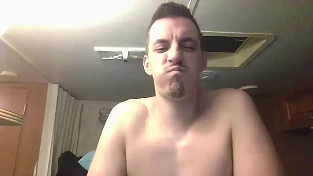 luverrboyy (Ask my age) - cum