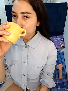 ANGELY_WET_JEET webcam