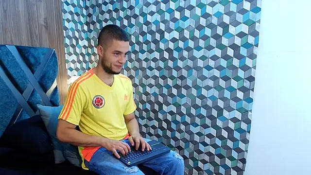 joaho_fernandez (M young) - quitarme los pelos la polla y las bolas
