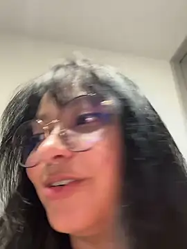 Watch ZoeyDoll_ live on EroticFlix - High definition streams