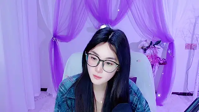 Tili_Lucky webcam