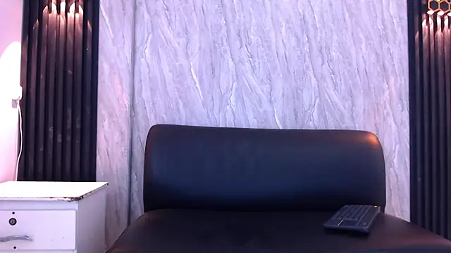 anxiuos_miller webcam