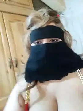 farisa-24 (F milf) - جسم عاري كامل