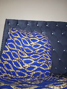 pussyqueene webcam