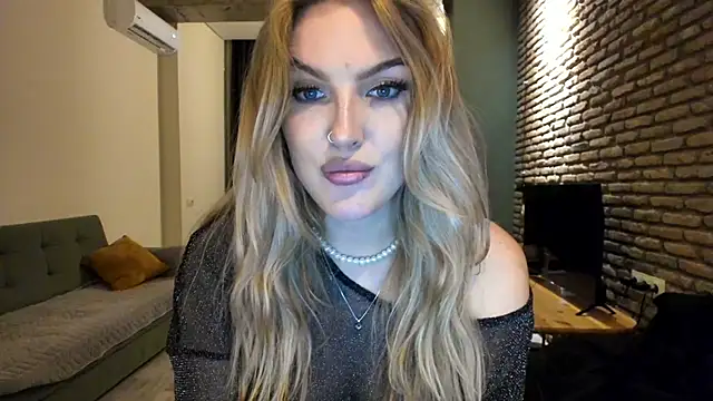 fifteenpoem webcam