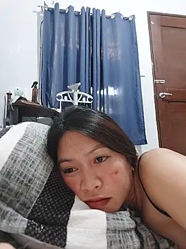 Watch MissKitty31 live on EroticFlix - High definition streams