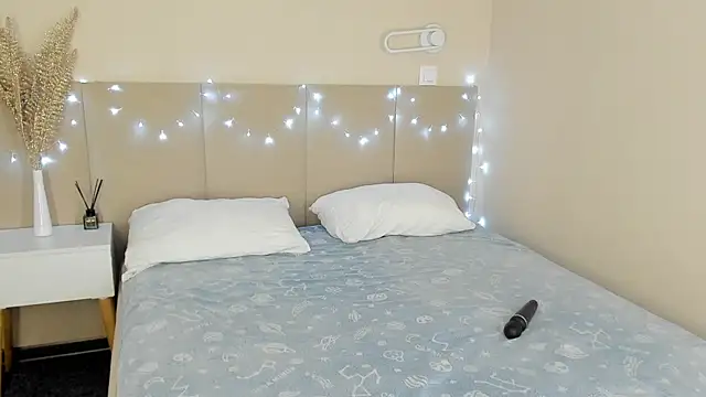 AdeleSilvy webcam