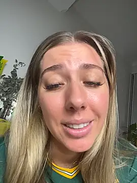 Aussielulu live sex cam