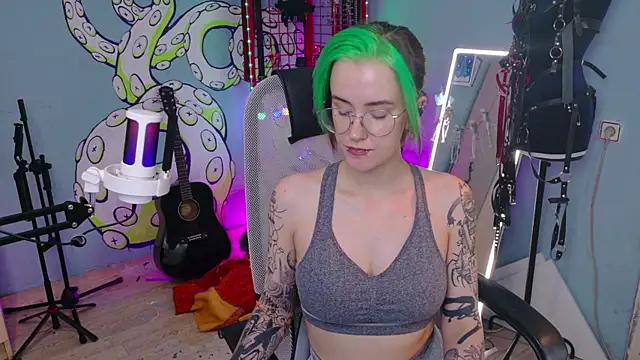 Cumpotik_Eve webcam