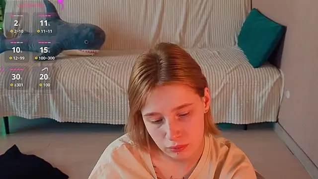 two_gerls_here webcam