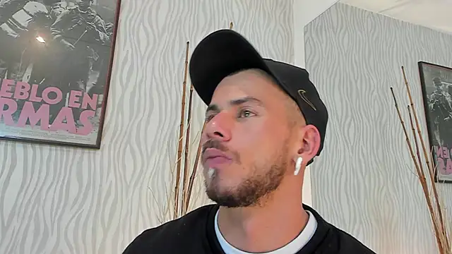 dylan_jacobx webcam