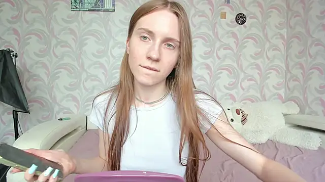 Kelly_Gerzikaa webcam