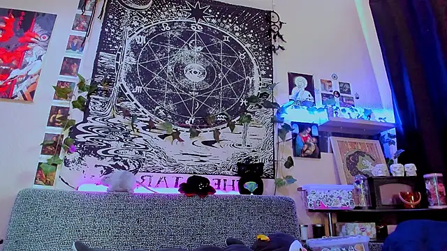 FearlessDivaX webcam