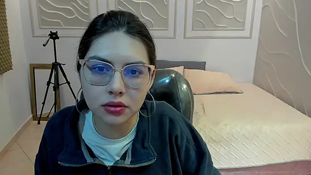 Cloebennet013 webcam