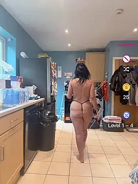 Itsivybelle_filthymilfuk webcam