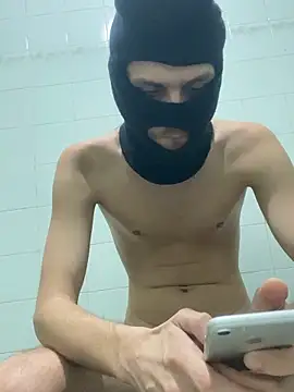 Lion_Yummy live sex cam