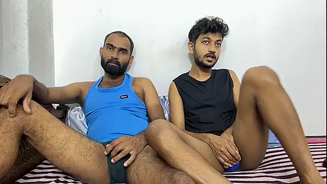 DesiDaddyandSon webcam