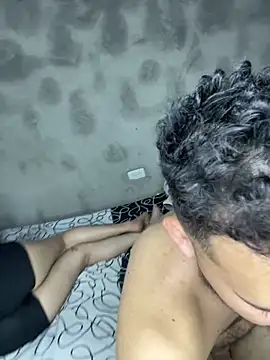 sofi_and_curlers669 webcam