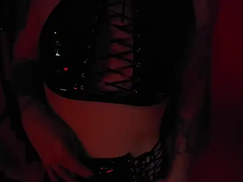_MissJaneWarren_ live cam room