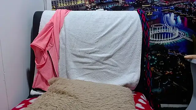 tila_nastyy webcam