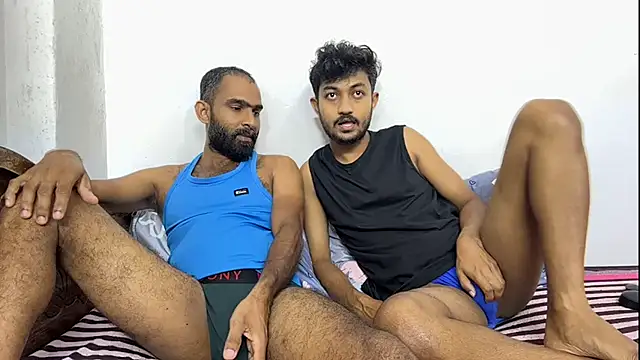DesiDaddyandSon webcam