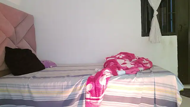 Watch eva_sin18 live on EroticFlix - High definition streams