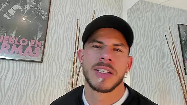 dylan_jacobx webcam