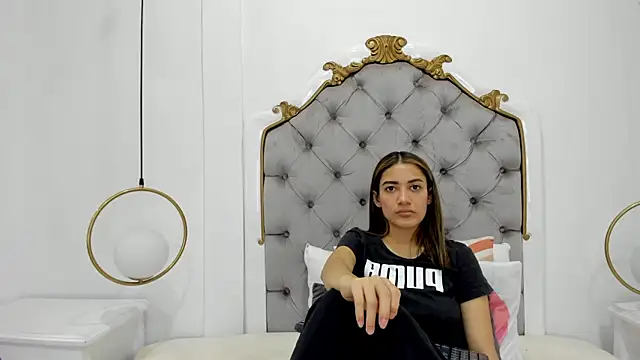 Watch Skylerwhite02 live on EroticFlix - High definition streams