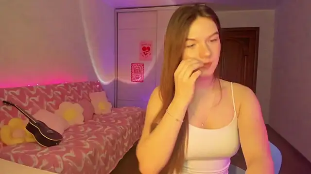 luna_lust_212 webcam