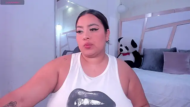 Watch tatikanyx live on EroticFlix - High definition streams