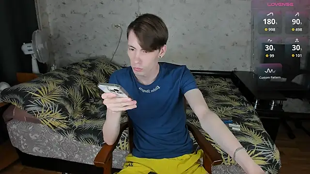 ERICK__DEEN live cam on StripChat