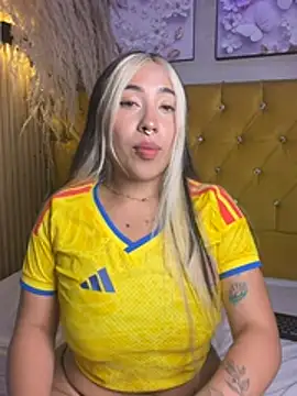 ManuelaVeeleez webcam