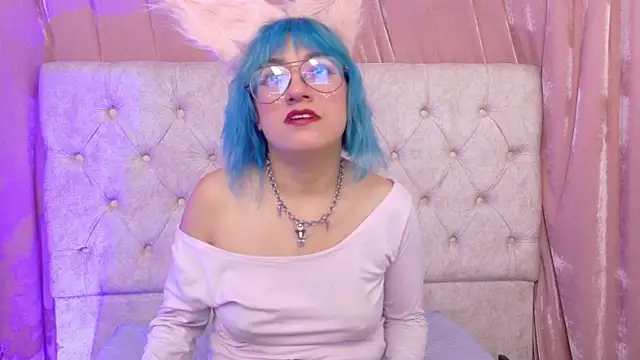 Zafiro_Kitsune webcam