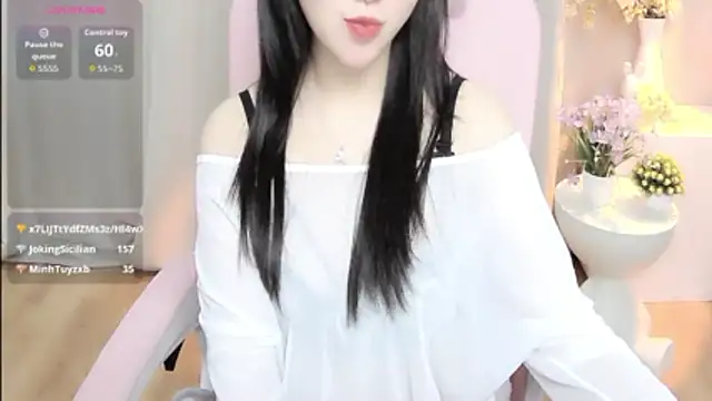 shynana webcam