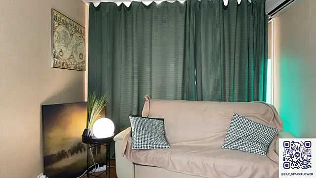 Lill_Lily webcam