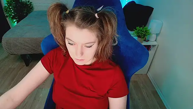 Watch CranberryHot live on EroticFlix - High definition streams