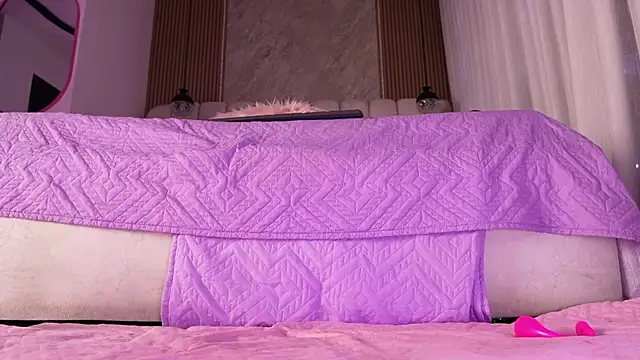 emyli_sw_ webcam