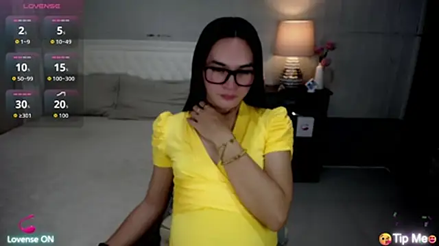 AsianSweetHeartxX live cam on StripChat