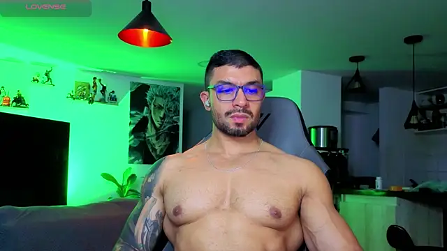 Michael_Diamond live cam on StripChat
