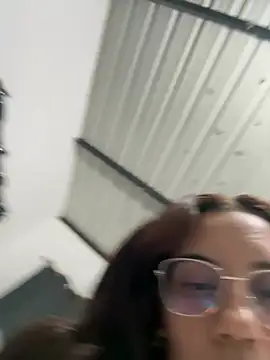 Kitty_Bonita04 live cam on StripChat