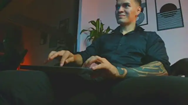 ALPHA_DOMINUS_ webcam