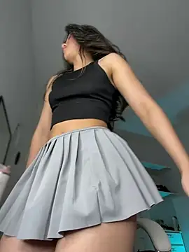 Watch julieta_jhonss live on EroticFlix - High definition streams
