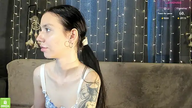 Amelia_skyy webcam