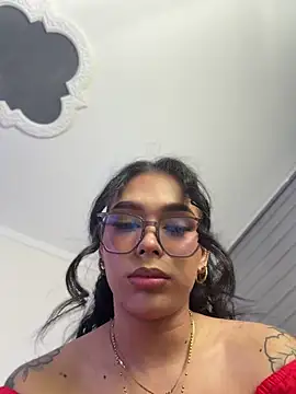 Samantha_Bernardo webcam