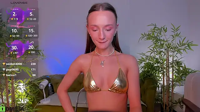 Watch miiss__lulu live on EroticFlix - High definition streams