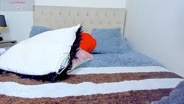 carlaperez_ webcam