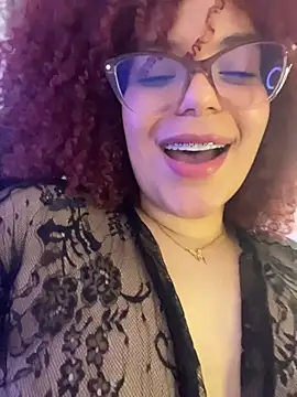 Leyah__ webcam