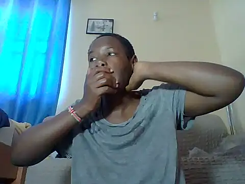 Blacksexyqueen24 webcam