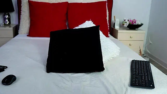 SashaRizz webcam